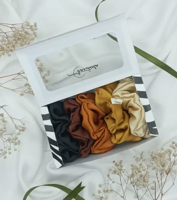 AUTUMN-5c-Exciting-Gift-Self-Pamper-Box-5-Classic-Silky-Scrunchies