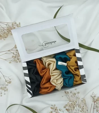 CHARISMATIC-5c-Exciting-Gift-Self-Pamper-Box-5-Classic-Silky-Scrunchies