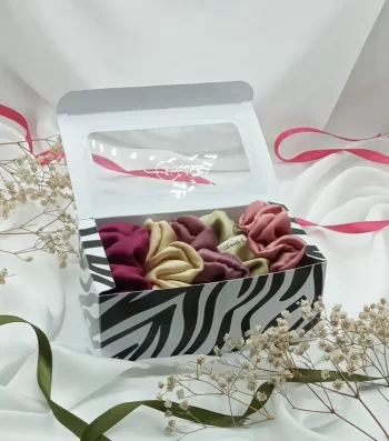 ENCHANTING-5c-Exciting-Gift-Self-Pamper-Box-5-Classic-Silky-Scrunchies_a